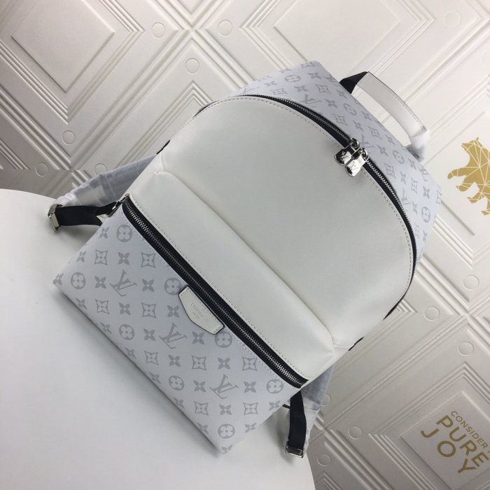 Louis Vuitton Mens Bags Backpacks Luxury Brand Fashion Type Discovery Backpack PM M30232