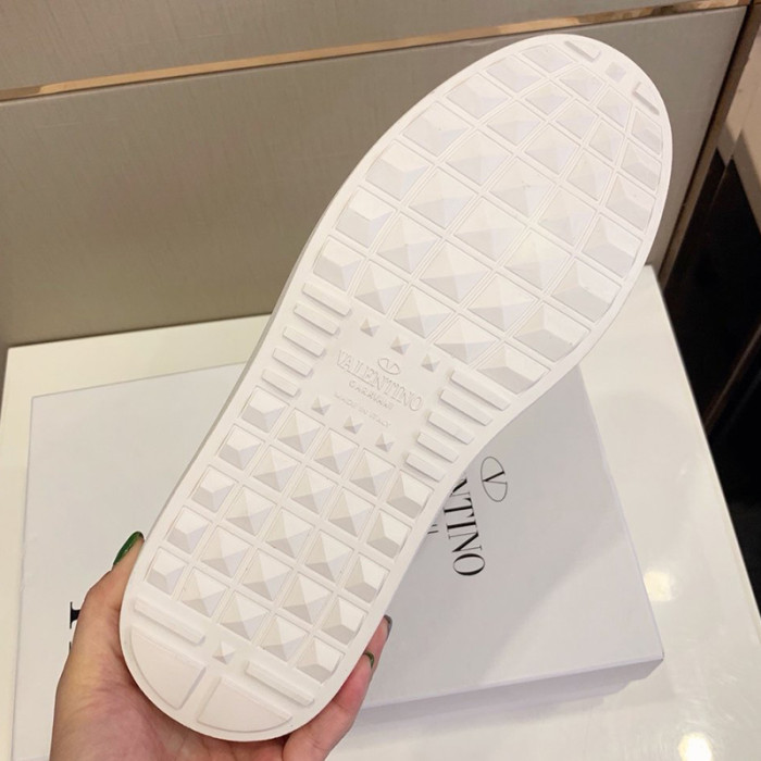 Valentino Women Shoes Fashion Design Luxury Brand ROCKSTUD UNTITLED SNEAKER IN CALFSKIN LEATHER WITH METALLIC STRIPE