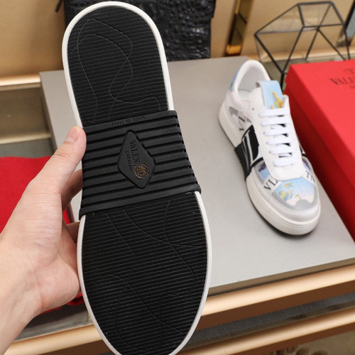 Valentino Men Shoes Fashion Design Luxury Brand Calfskin VL7N Sneaker With Bands