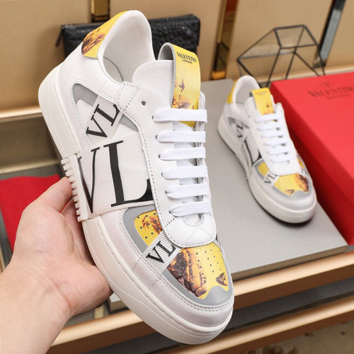 Valentino Men Shoes Fashion Design Luxury Brand Calfskin VL7N Sneaker With Bands