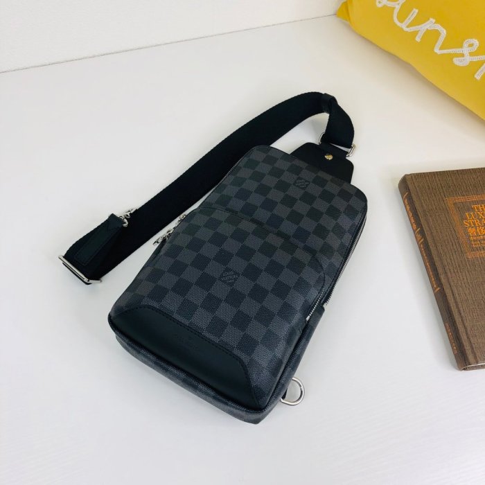 Louis Vuitton Mens Bags Luxury Brand Fashion Type Avenue Sling Bag N40303