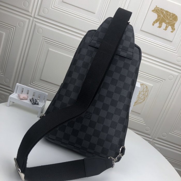 Louis Vuitton Mens Bags Luxury Brand Fashion Type Avenue Sling Bag N40273