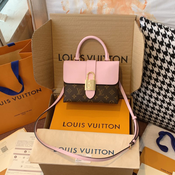 Louis Vuitton Womens Bags Luxury Brand Fashion Handbags Crossbody Bags Type LOCKY BB Rose Poudre M44080