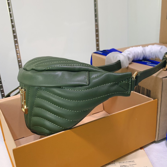 Louis Vuitton Womens Bags Luxury Brand Fashion Waist Bags LOUIS VUITTON NEW WAVE BUMBAG Kaki M55528