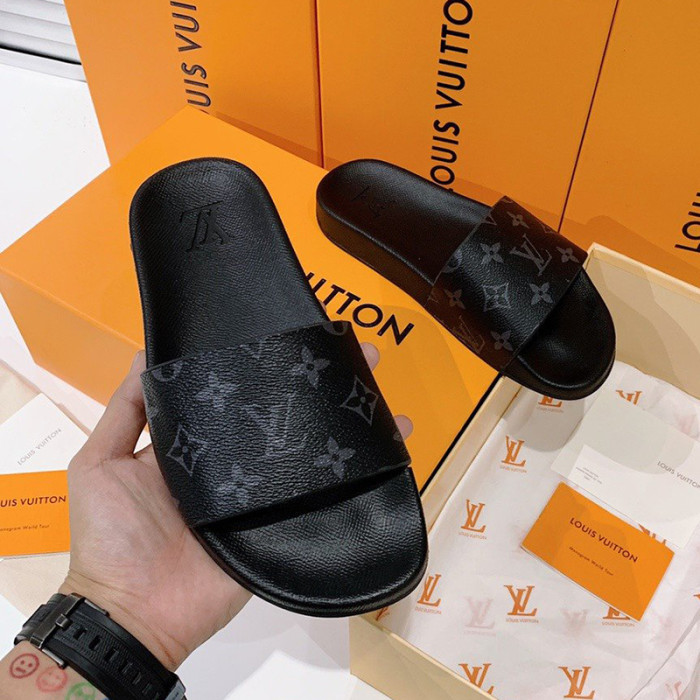 Louis Vuitton Men Shoes Slippers Sandals Flip Flop Luxury Brand WATERFRONT MULE 1A3PRW