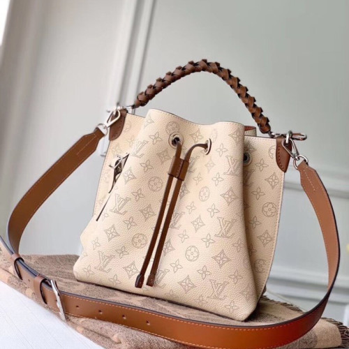 Louis Vuitton Womens Bags Luxury Brand Crossbody Bags MURIA Cream M55801