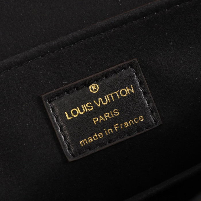 Louis Vuitton Womens Bags Handbags Luxury Brand Crossbody Bag BEAUBOURG MM Black N40177