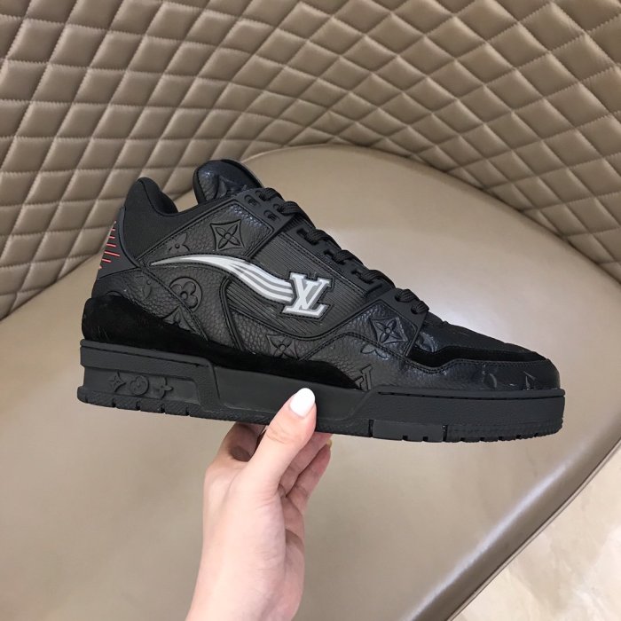 Louis Vuitton Men Shoes Fashion Design Luxury Brand LV TRAINER SNEAKER