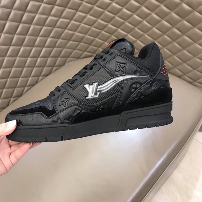Louis Vuitton Men Shoes Fashion Design Luxury Brand LV TRAINER SNEAKER