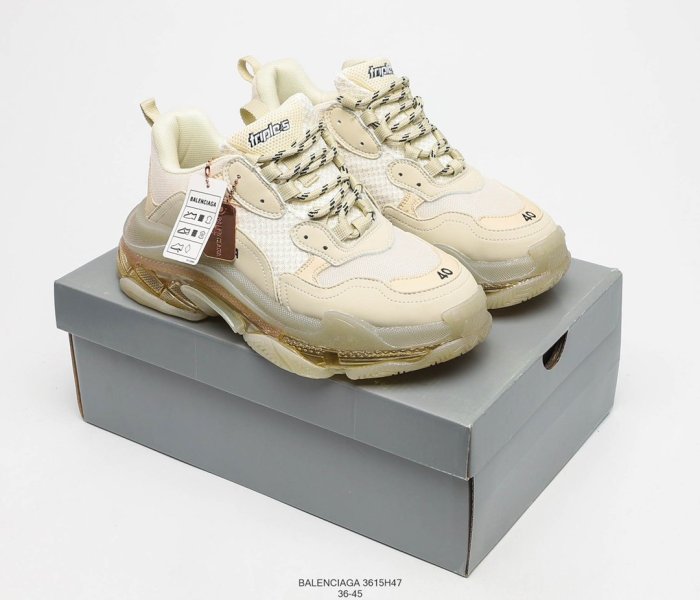 Balenciaga Triple S Sneakers Mens Shoes Sneakers Fashion Design Luxury Brand 3615H47