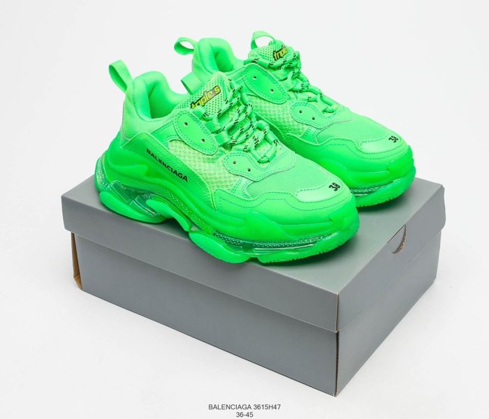 Balenciaga Triple S Sneakers Mens Shoes Sneakers Fashion Design Luxury Brand 3615H47