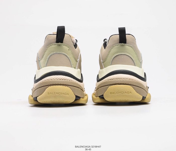 Balenciaga Triple S Sneakers Mens Shoes Sneakers Fashion Design Luxury Brand 3218H47