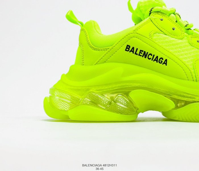 Balenciaga Triple S Sneakers Mens Shoes Sneakers Fashion Design Luxury Brand 4812H311