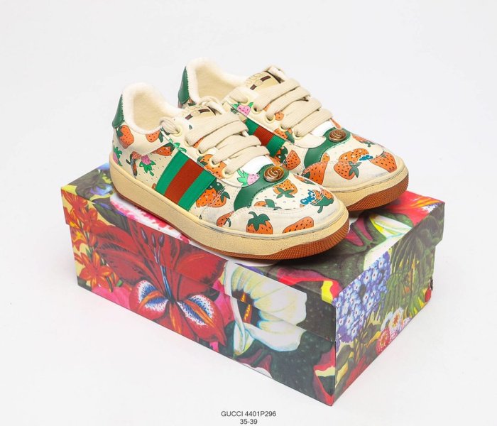 Gucci Distressed Screener Sneakers Womens Shoes 4401E296