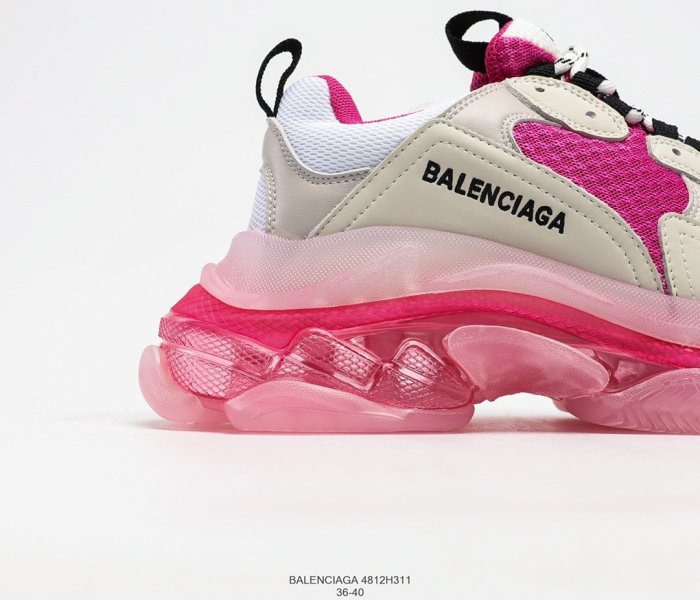 Balenciaga Triple S Sneakers Mens Shoes Sneakers Fashion Design Luxury Brand 4812H311