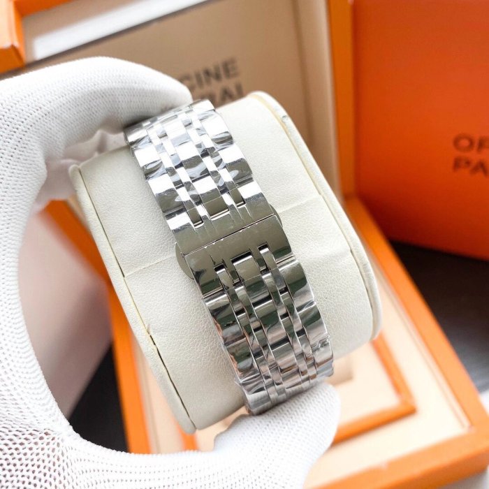 Cartier SA Watch Luxury Brand Design Fashion Type with Original Box