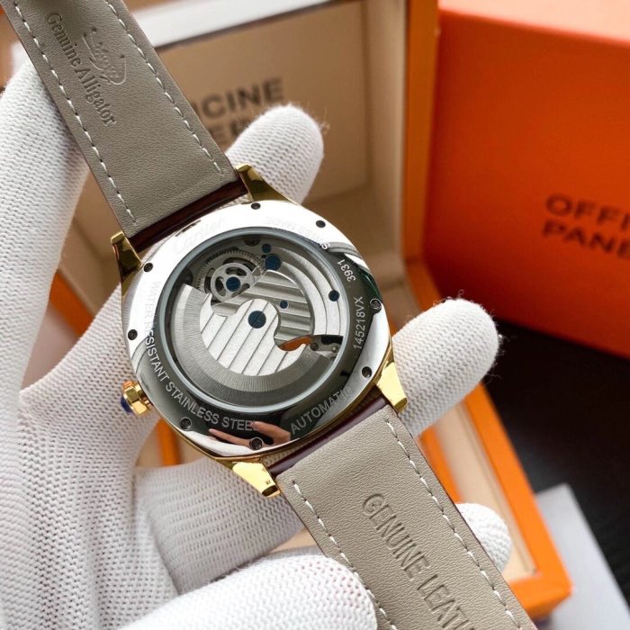Cartier SA Watch Luxury Brand Design Fashion Type with Original Box