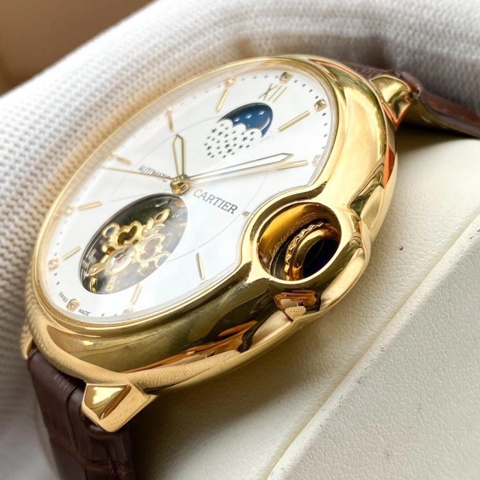 Cartier SA Watch Luxury Brand Design Fashion Type with Original Box