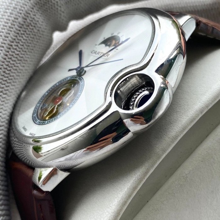 Cartier SA Watch Luxury Brand Design Fashion Type with Original Box