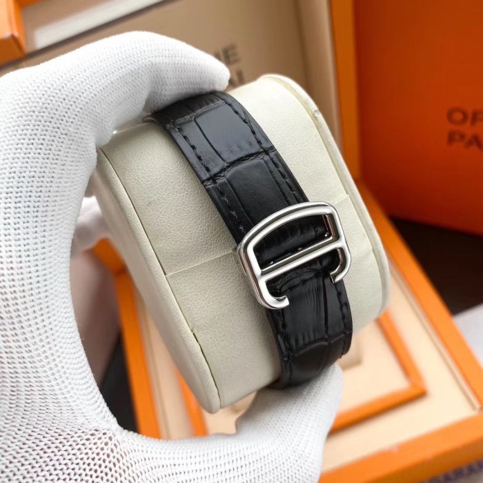 Cartier SA Watch Luxury Brand Design Fashion Type with Original Box