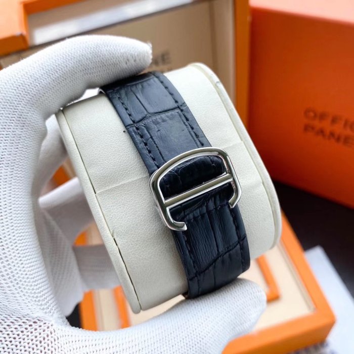 Cartier SA Watch Luxury Brand Design Fashion Type with Original Box