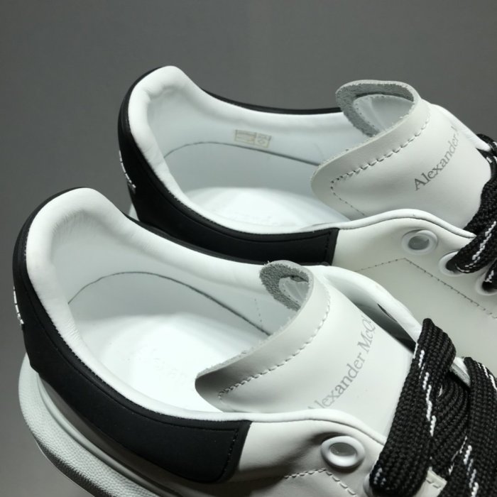 Alexander McQueen Womens Shoes Fashion Design Luxury Brand Oversized Sneaker