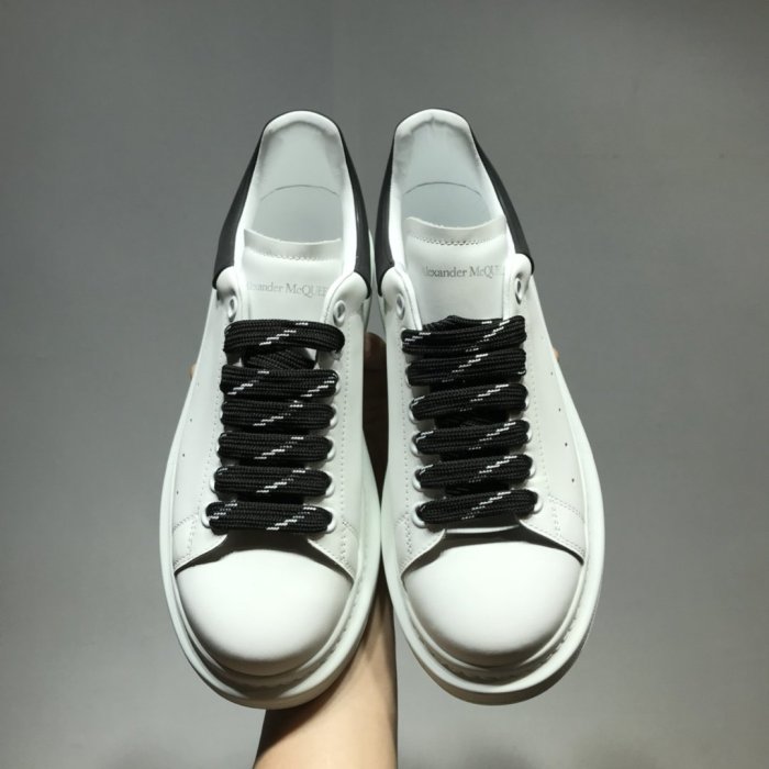 Alexander McQueen Womens Shoes Fashion Design Luxury Brand Oversized Sneaker