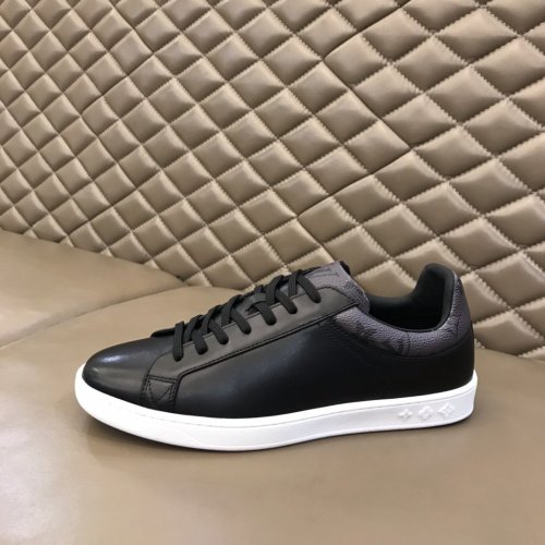Louis Vuitton Men Shoes Fashion Casual Fashion Sneakers Luxury Black Luxembourg Sneaker 1A80YW Black Calf leather and Monogram Reverse canvas