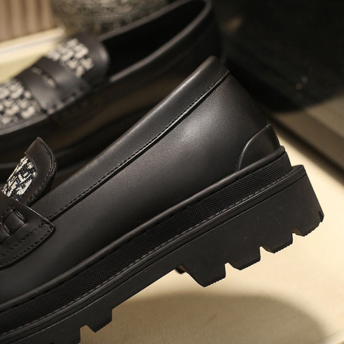 Dior Men Shoes Casual Dress Shoes Luxury Dior Explorer Loafer Beige And Black Dior Oblique Jacquard And Black Smooth Calfskin