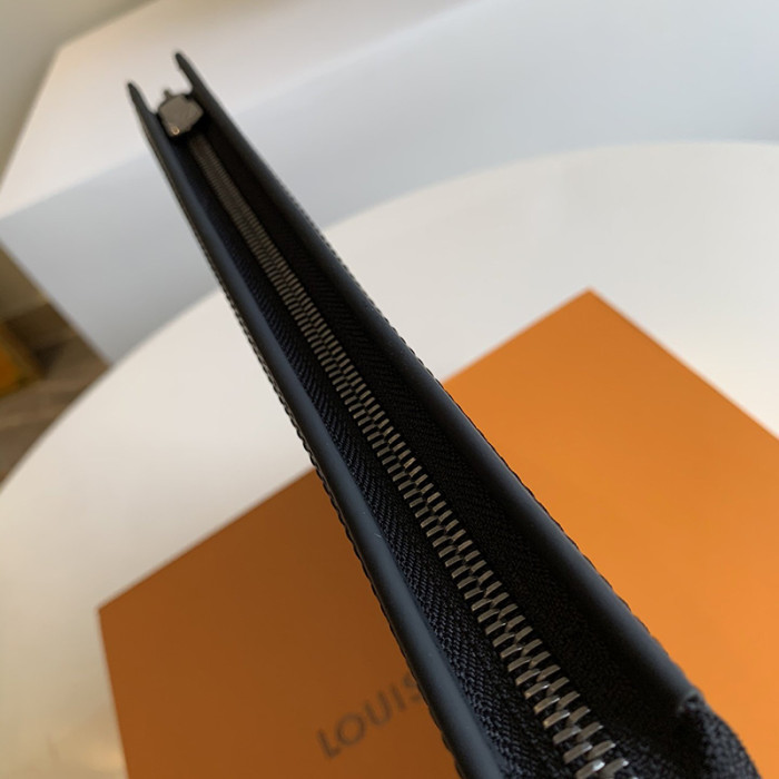Louis Vuitton Mens Clutch Wallet Purse Luxury Brand Fashion POCHETTE VOYAGE MM M69535
