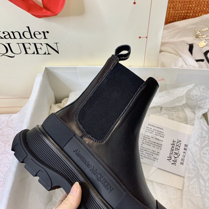 Alexander McQueen Womens Shoes Boots Fashion Design Luxury Brand Tread Slick Chelsea Boot