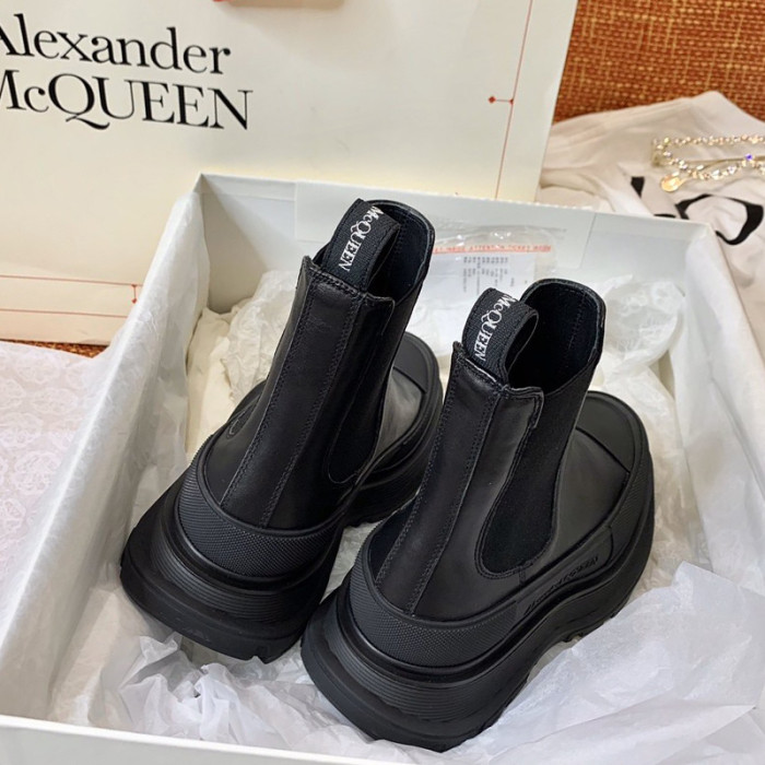 Alexander McQueen Womens Shoes Boots Fashion Design Luxury Brand Tread Slick Chelsea Boot