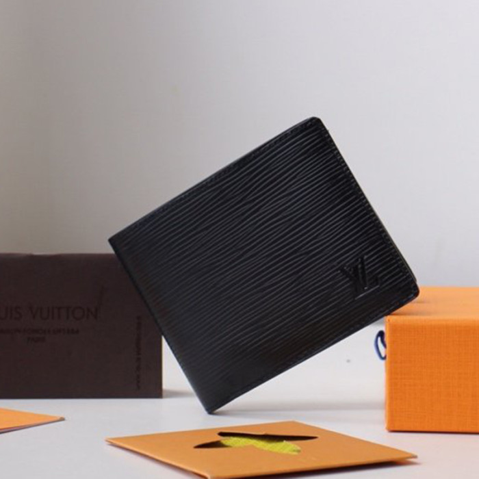Louis Vuitton Mens Womens Clutch Wallet Purse Luxury Fashion MULTIPLE WALLET Black EPI Leather M60662