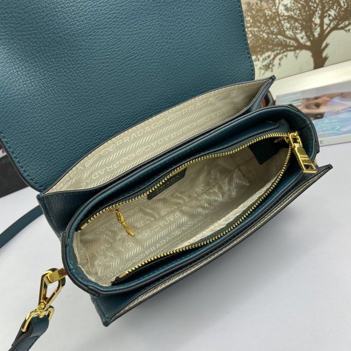 Prada Womens Bag