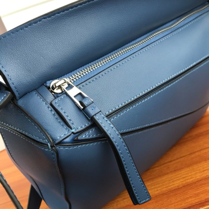 Loewe Womens Bag Puzzle Bag in Soft Grained Calfskin