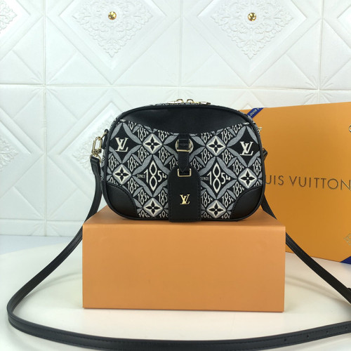 Louis Vuitton Womens Bag Crossbody Bag