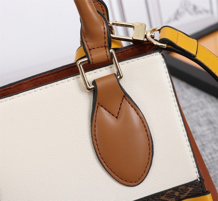 Louis Vuitton Womens Bag Crossbody Bag FOLD TOTE PM M45388