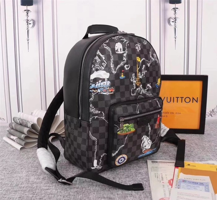Louis Vuitton Mens Bag Backpacks