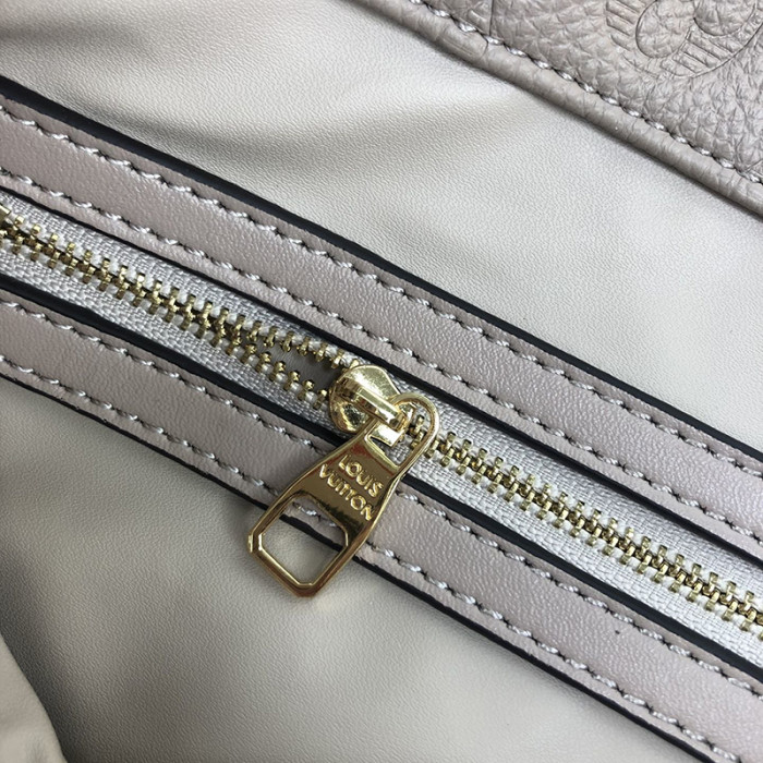 Louis Vuitton Womens Bag Shoulder Bag