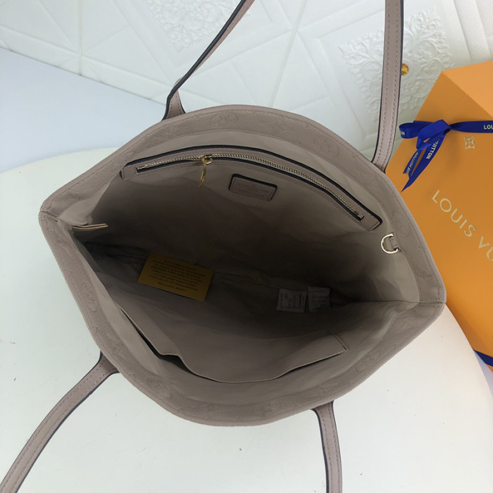 Louis Vuitton Womens Bag Shoulder Bag