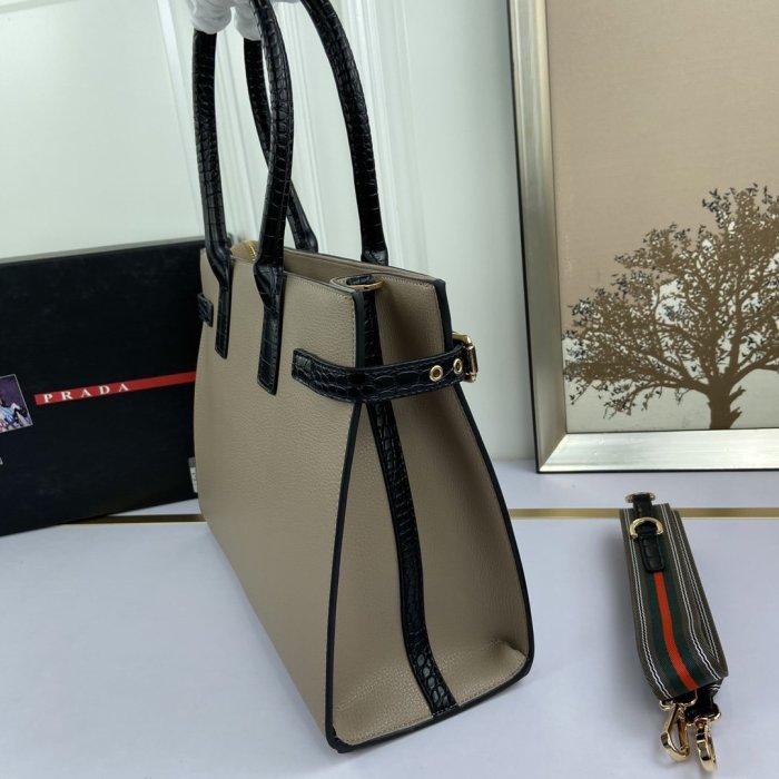 Prada Womens Bag
