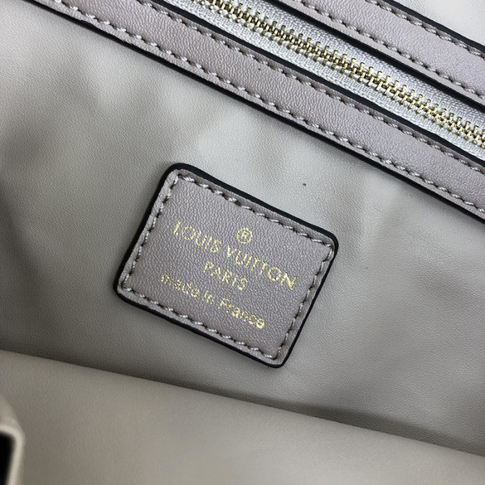 Louis Vuitton Womens Bag Shoulder Bag