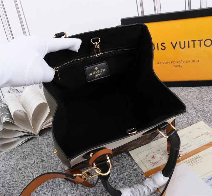 Louis Vuitton Womens Bag Crossbody Bag FOLD TOTE PM M45388