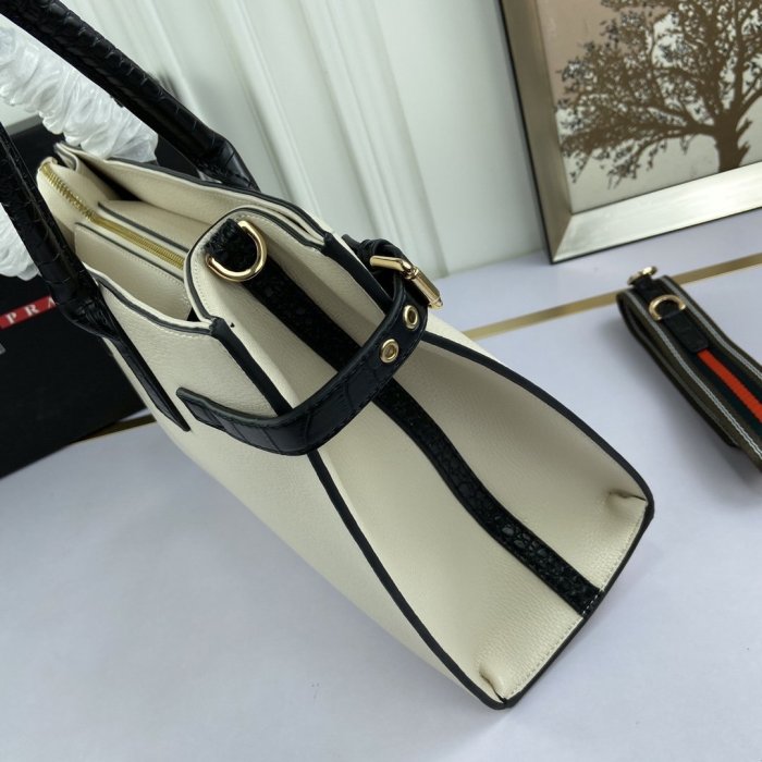 Prada Womens Bag