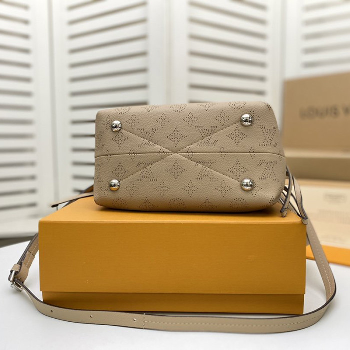 Louis Vuitton Womens Bag Drawstring Bag