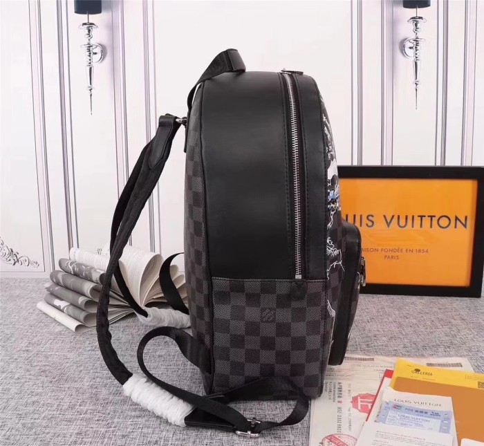 Louis Vuitton Mens Bag Backpacks