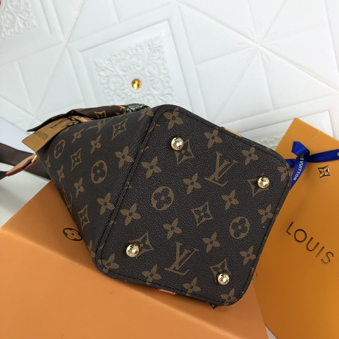 Louis Vuitton Womens Bag Crossbody Bag