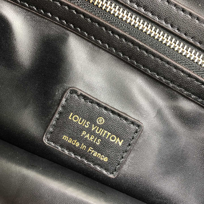 Louis Vuitton Womens Bag Shoulder Bag