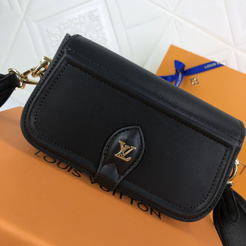 Louis Vuitton Womens Bag Crossbody Bag