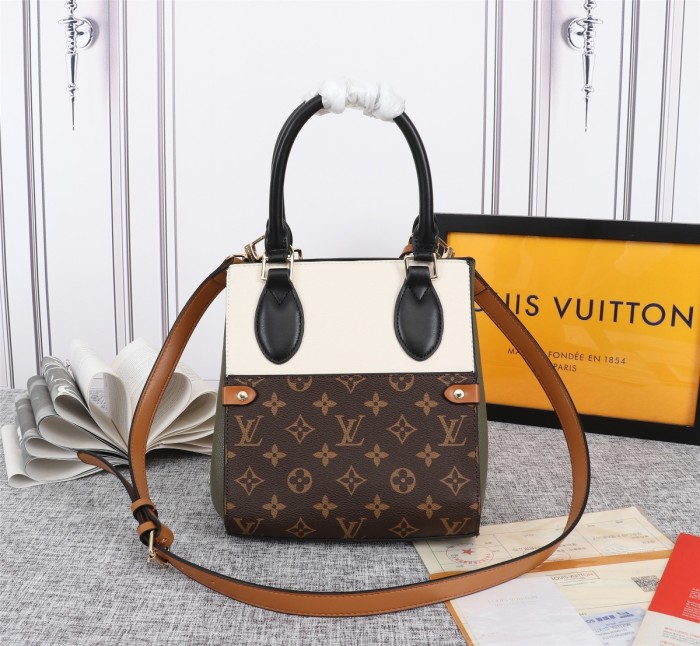 Louis Vuitton Womens Bag Crossbody Bag FOLD TOTE PM M45388